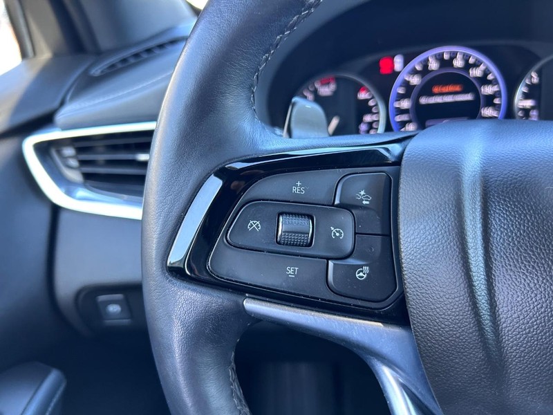 Buick Enclave Vehicle Full-screen Gallery Image 15