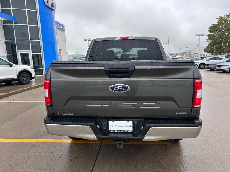 Ford F-150 Vehicle Full-screen Gallery Image 03