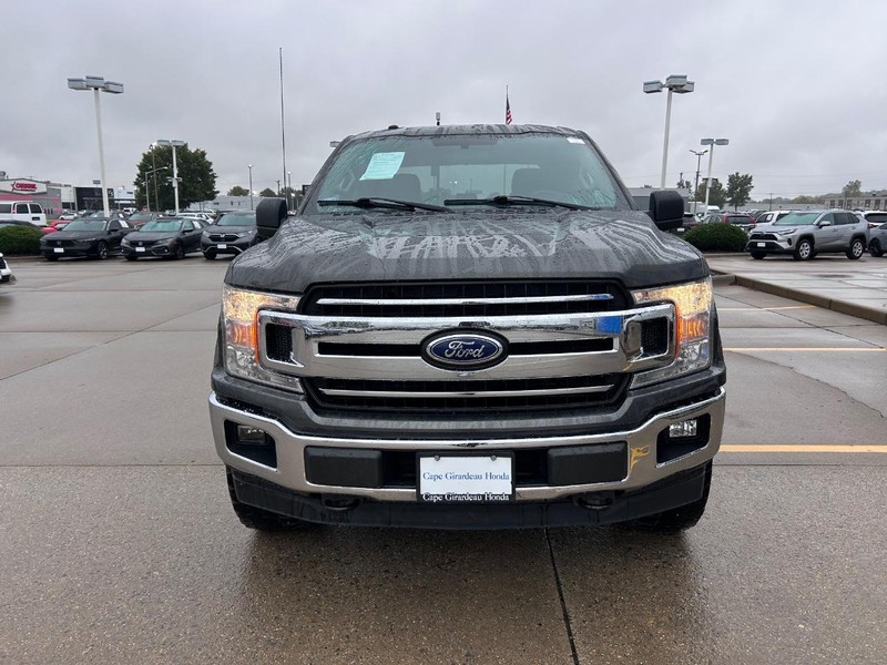 Ford F-150 Vehicle Full-screen Gallery Image 07