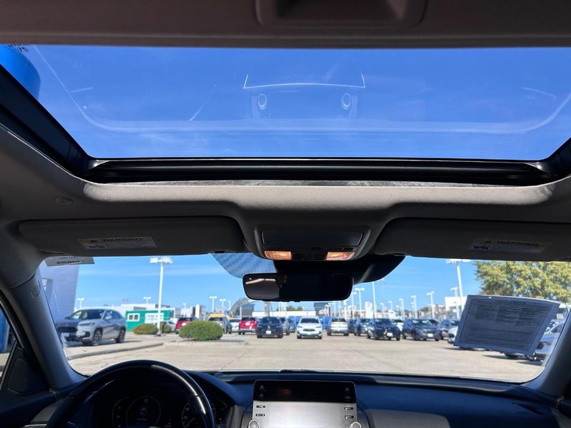 Honda Accord Sedan Vehicle Full-screen Gallery Image 10