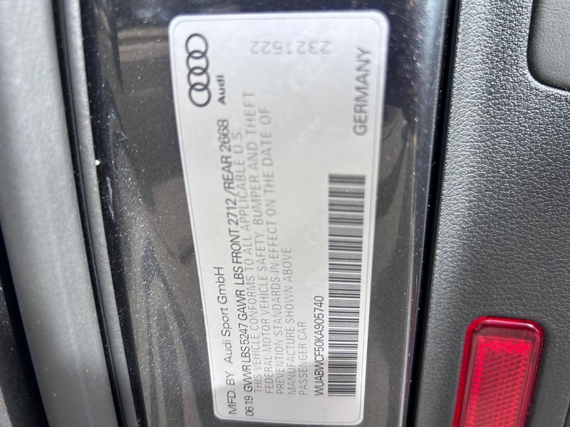 Audi RS 5 Sportback Vehicle Full-screen Gallery Image 25