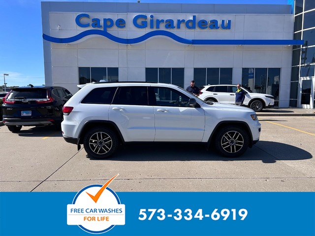 Cape Girardeau MO 2019 Jeep Grand Cherokee more details - jeep grand cherokee