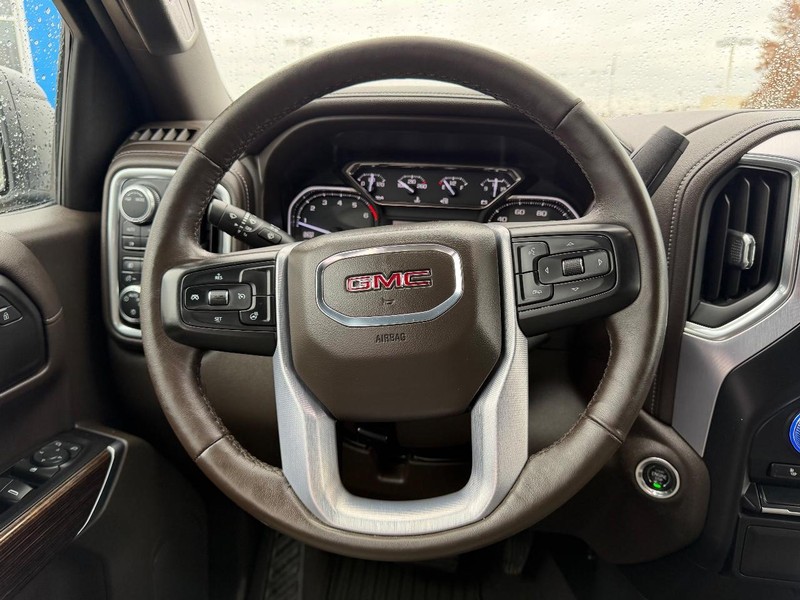 GMC Sierra 1500 Vehicle Full-screen Gallery Image 10