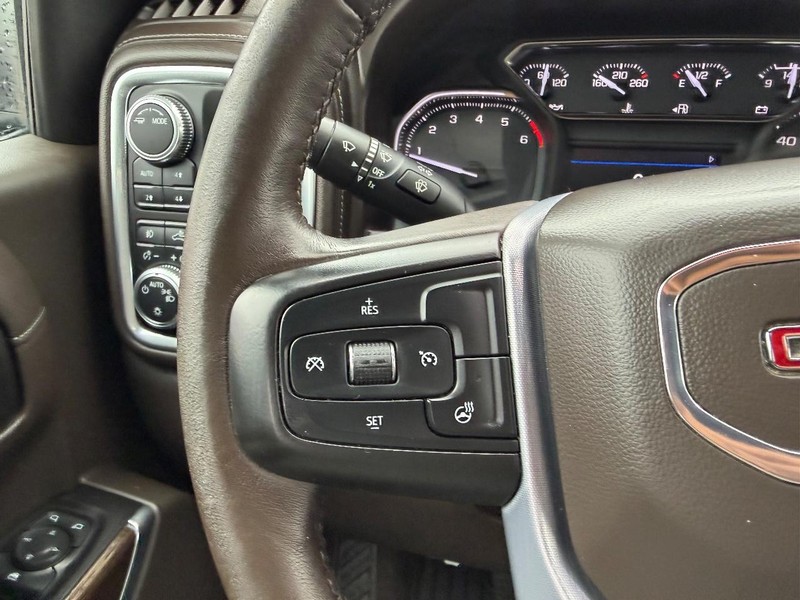 GMC Sierra 1500 Vehicle Full-screen Gallery Image 11