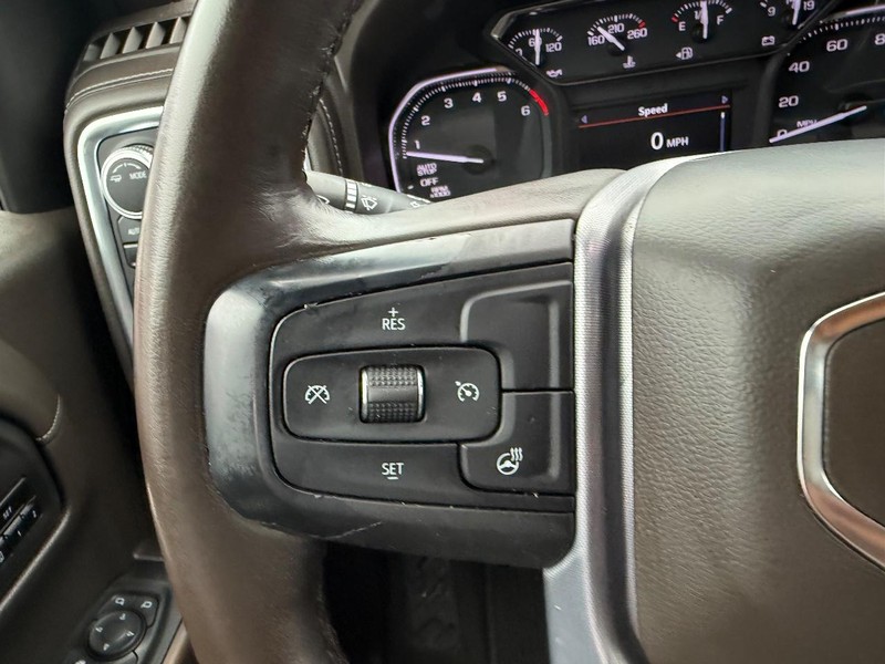 GMC Sierra 1500 Vehicle Full-screen Gallery Image 10