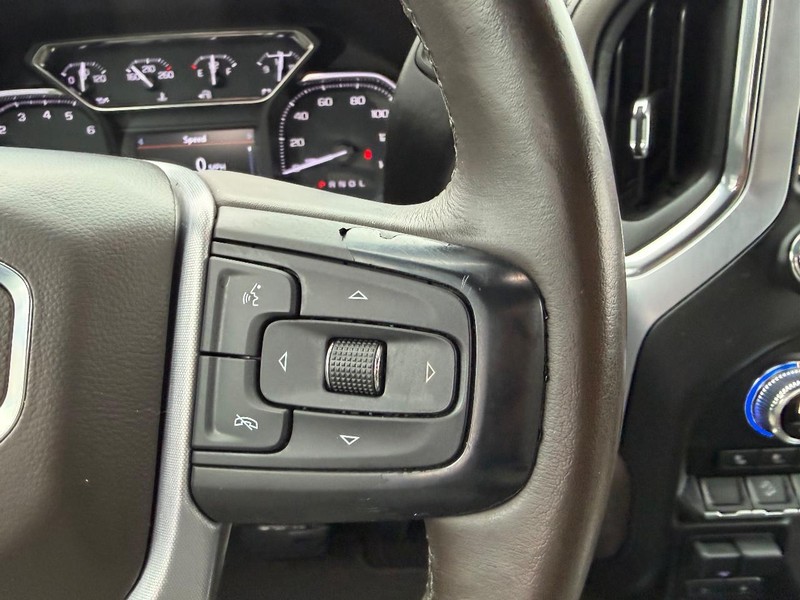 GMC Sierra 1500 Vehicle Full-screen Gallery Image 11