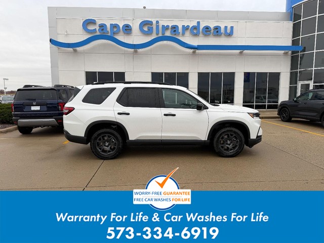 Cape Girardeau MO 2025 Honda Pilot more details - honda pilot