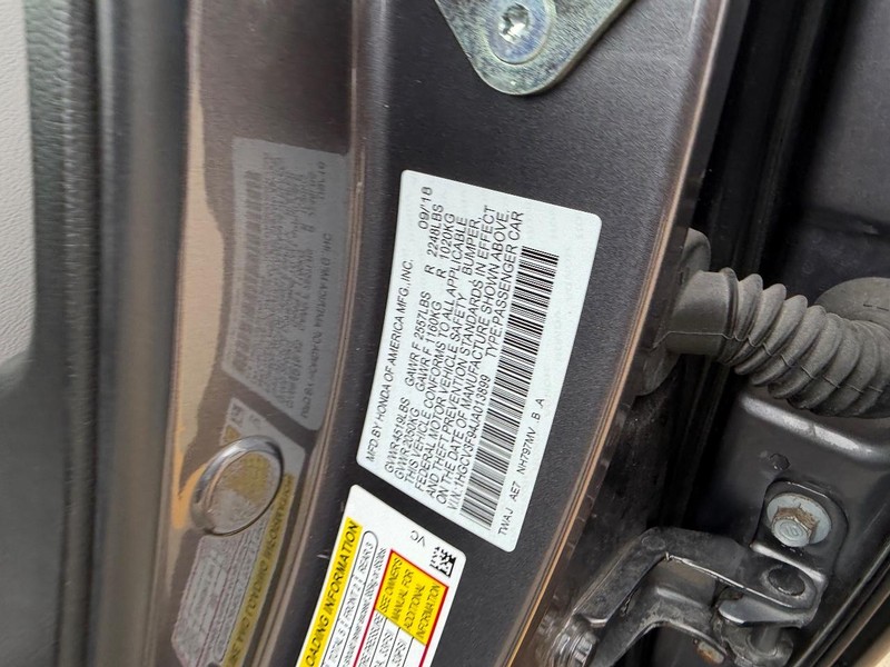 Honda Accord Hybrid Vehicle Full-screen Gallery Image 23