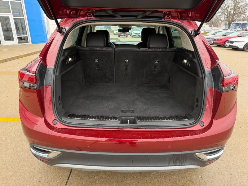 Buick Envision Vehicle Full-screen Gallery Image 04