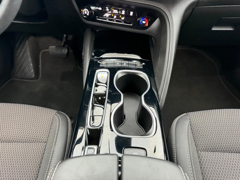 Buick Envision Vehicle Full-screen Gallery Image 15