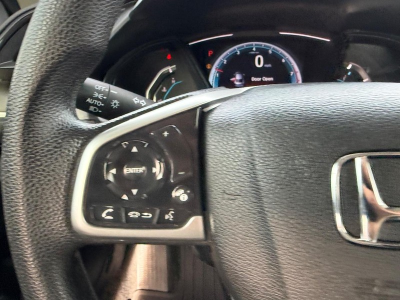 Honda Civic Sedan Vehicle Full-screen Gallery Image 11