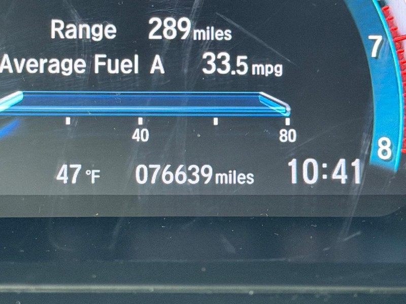 Honda Civic Sedan Vehicle Full-screen Gallery Image 19