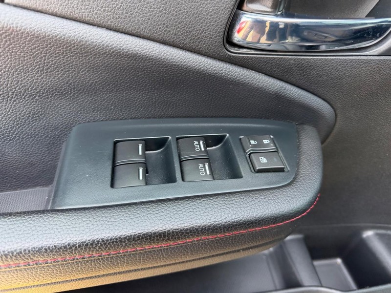 Honda Ridgeline Vehicle Full-screen Gallery Image 18