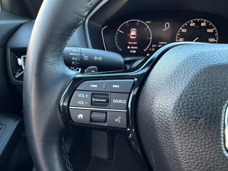 Honda Civic Sedan Hybrid Vehicle Full-screen Gallery Image 12