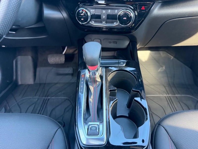 Chevrolet Trax Vehicle Full-screen Gallery Image 16