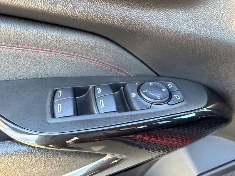 Chevrolet Trax Vehicle Full-screen Gallery Image 18