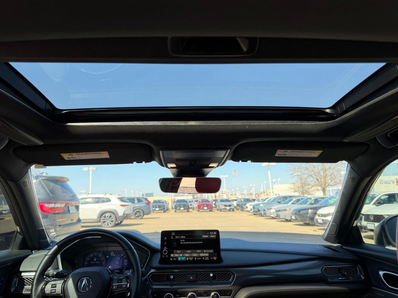 Acura Integra Vehicle Full-screen Gallery Image 09