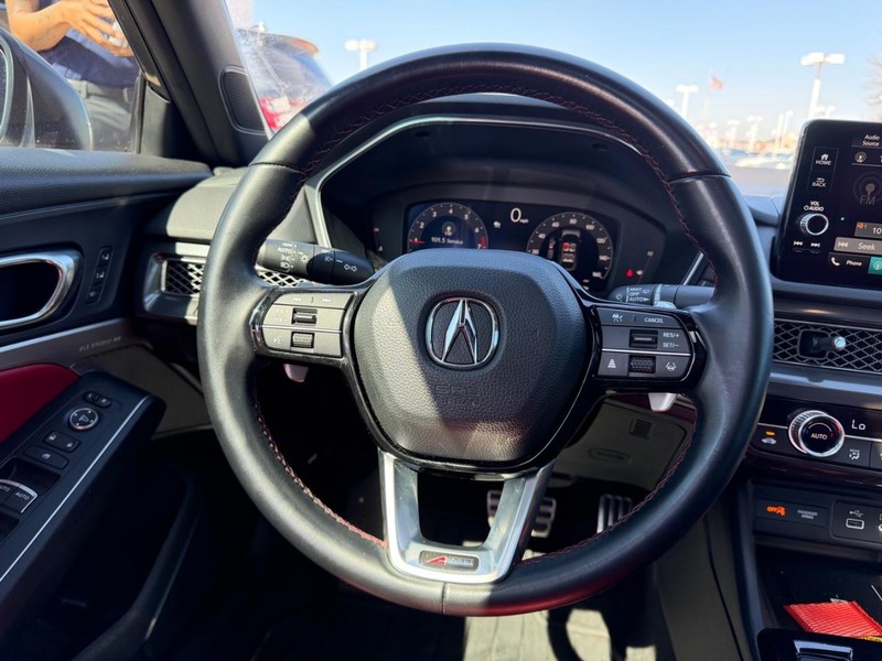 Acura Integra Vehicle Full-screen Gallery Image 11