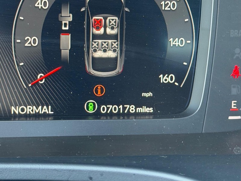 Acura Integra Vehicle Full-screen Gallery Image 21