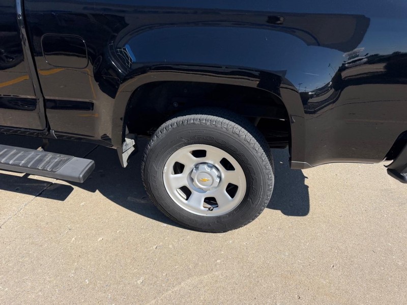 Chevrolet Colorado Vehicle Full-screen Gallery Image 05