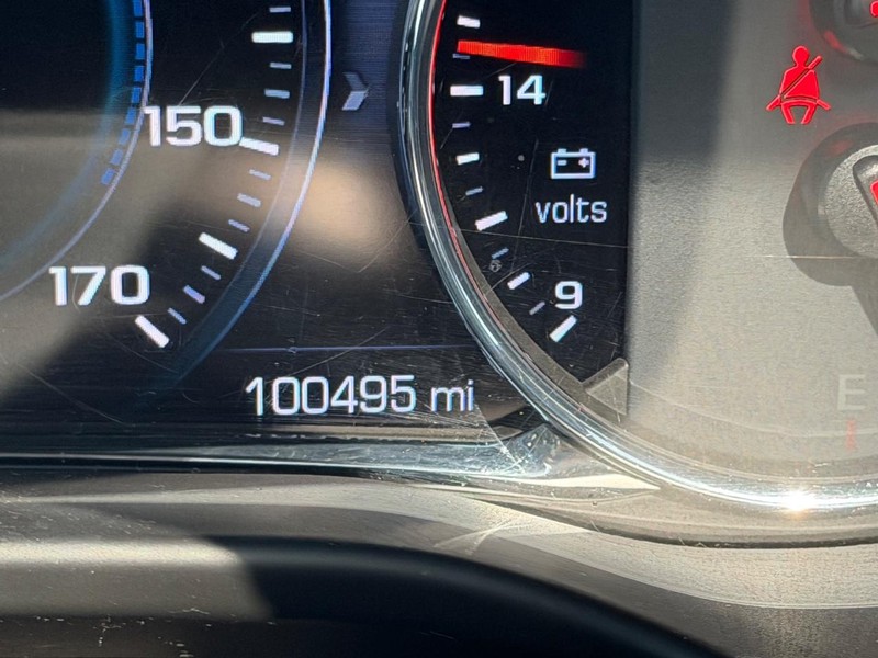 GMC Acadia Vehicle Full-screen Gallery Image 23