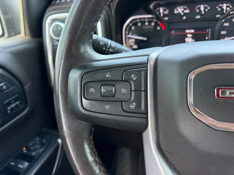 GMC Sierra 1500 Vehicle Full-screen Gallery Image 11