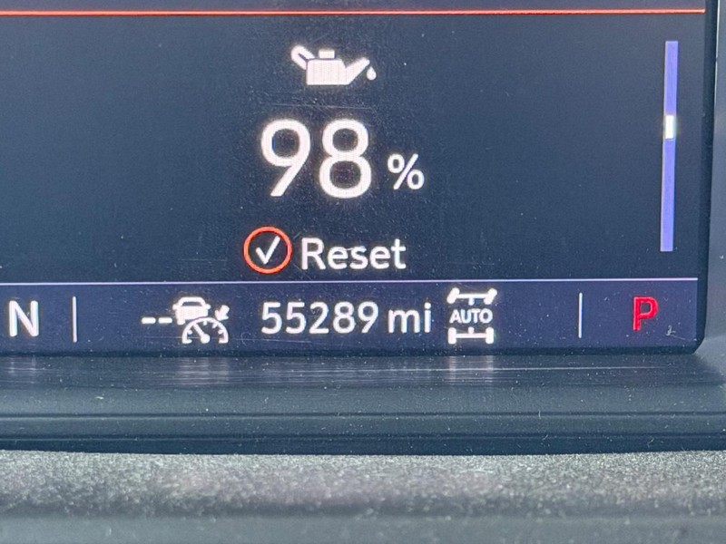 GMC Sierra 1500 Vehicle Full-screen Gallery Image 19