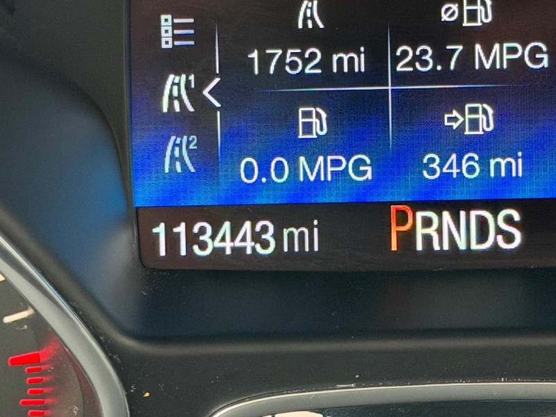 Ford Escape Vehicle Full-screen Gallery Image 20