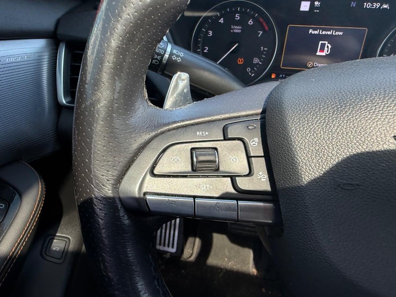 Cadillac CT5 Vehicle Full-screen Gallery Image 12