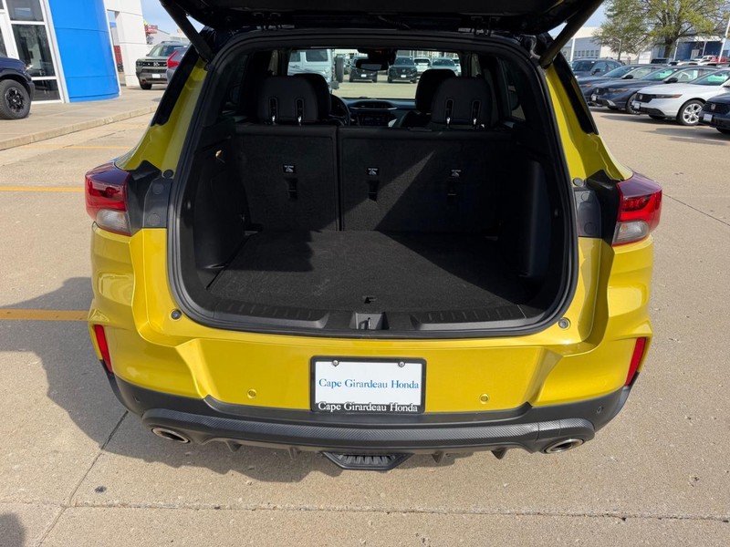 Chevrolet TrailBlazer Vehicle Full-screen Gallery Image 04