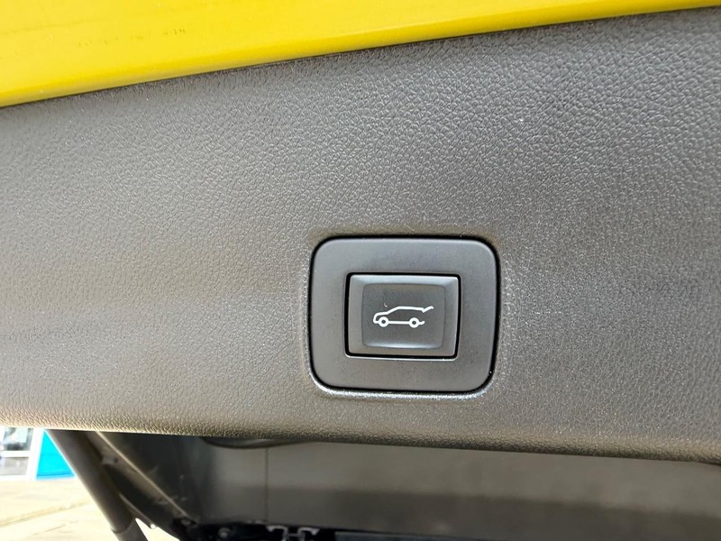 Chevrolet TrailBlazer Vehicle Full-screen Gallery Image 05