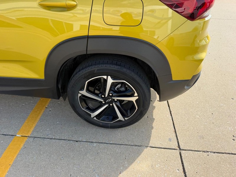 Chevrolet TrailBlazer Vehicle Full-screen Gallery Image 06