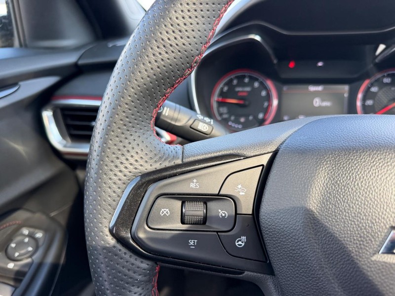 Chevrolet TrailBlazer Vehicle Full-screen Gallery Image 13