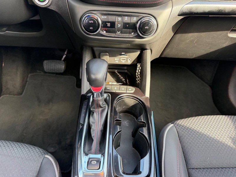 Chevrolet TrailBlazer Vehicle Full-screen Gallery Image 17