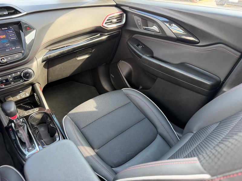 Chevrolet TrailBlazer Vehicle Full-screen Gallery Image 18