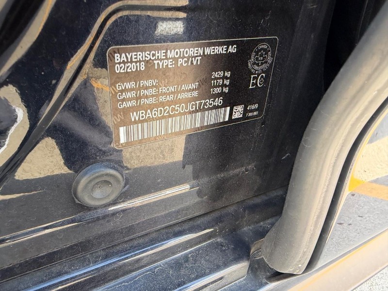 BMW 6 Series Vehicle Full-screen Gallery Image 23