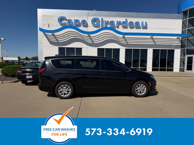 Cape Girardeau MO 2022 Chrysler Voyager more details - chrysler voyager