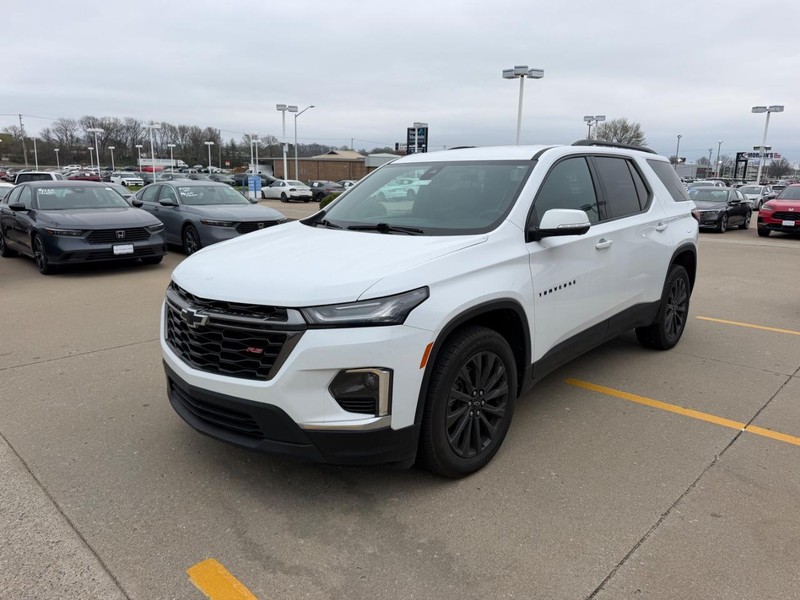 Chevrolet Traverse Vehicle Full-screen Gallery Image 07