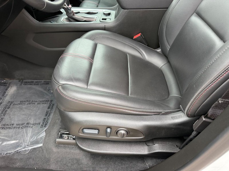 Chevrolet Traverse Vehicle Full-screen Gallery Image 21