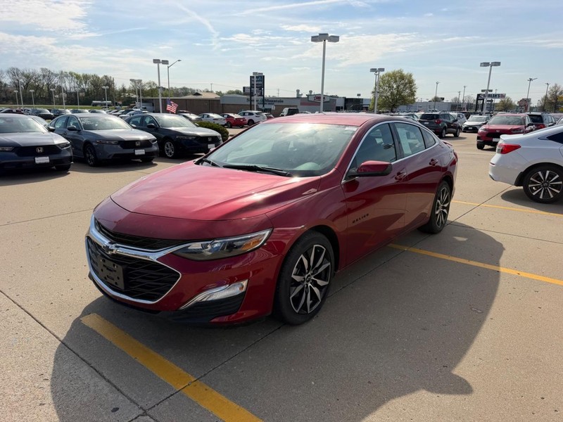 Chevrolet Malibu Vehicle Full-screen Gallery Image 06