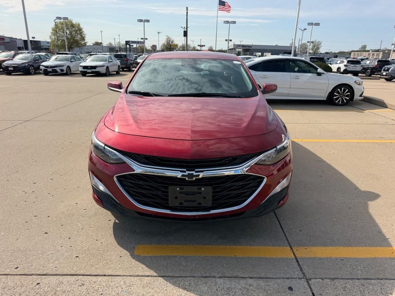 Chevrolet Malibu Vehicle Full-screen Gallery Image 07