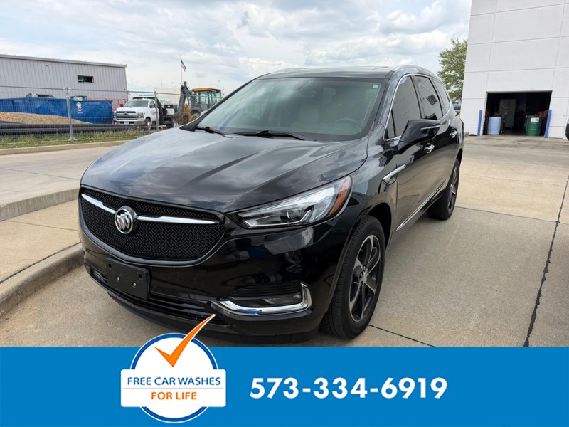 Buick Enclave Vehicle Full-screen Gallery Image 01