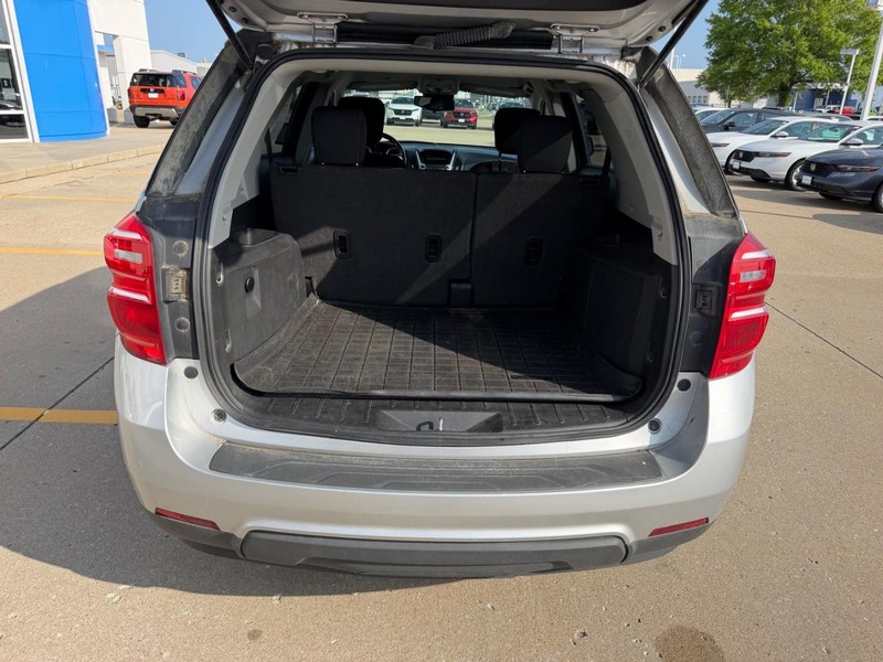 Chevrolet Equinox Vehicle Full-screen Gallery Image 04