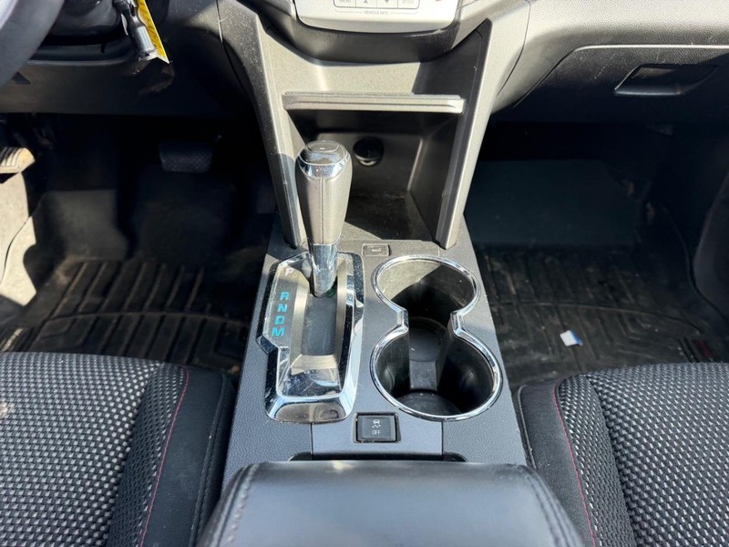 Chevrolet Equinox Vehicle Full-screen Gallery Image 15