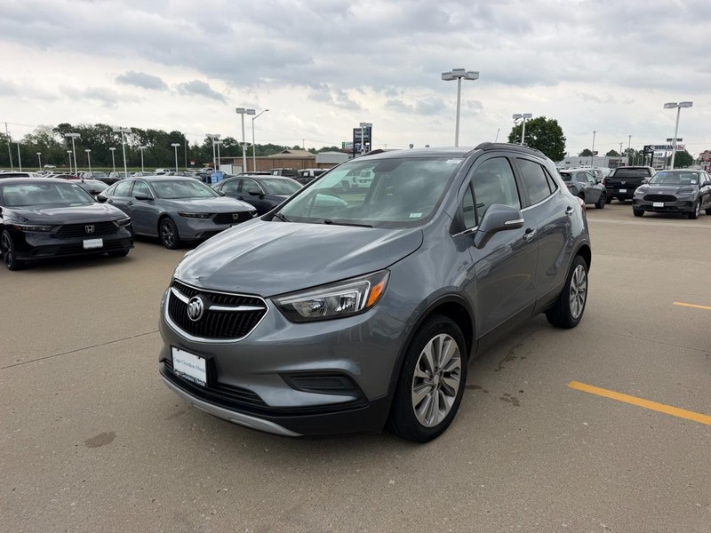 Buick Encore Vehicle Full-screen Gallery Image 06
