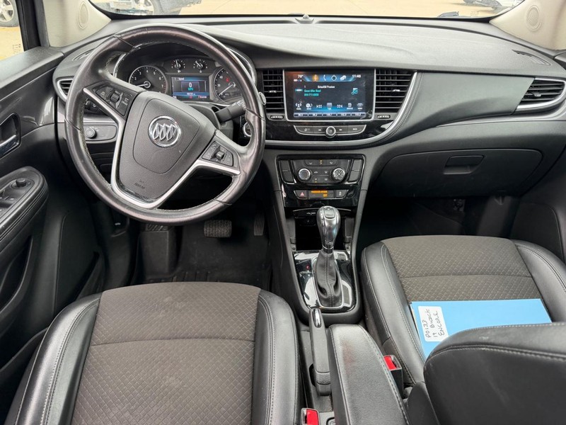 Buick Encore Vehicle Full-screen Gallery Image 09
