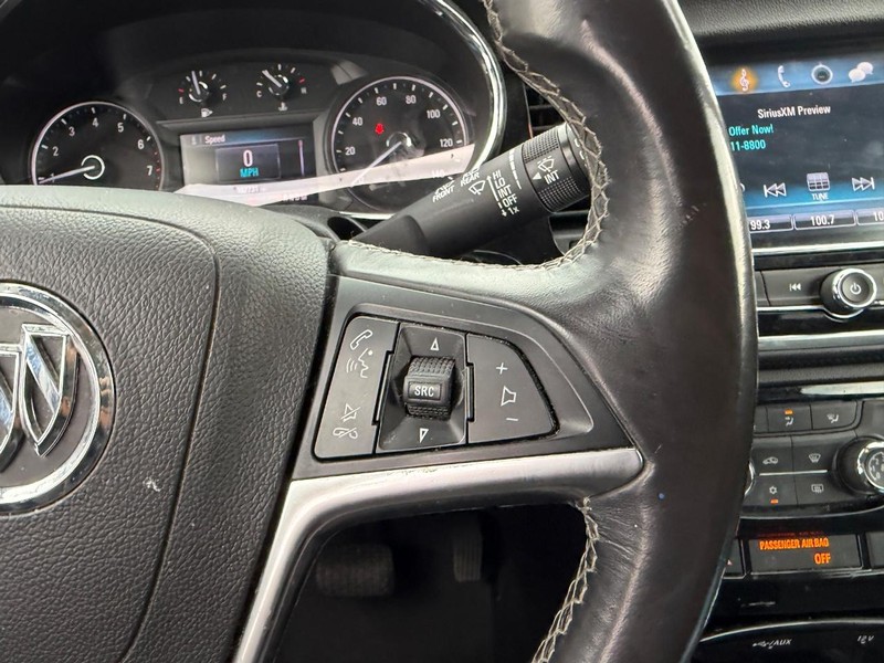 Buick Encore Vehicle Full-screen Gallery Image 12