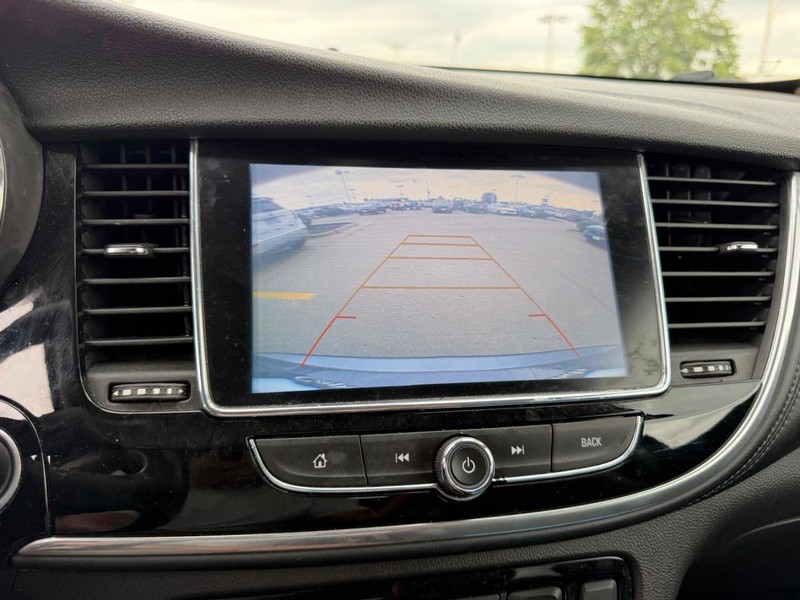 Buick Encore Vehicle Full-screen Gallery Image 20