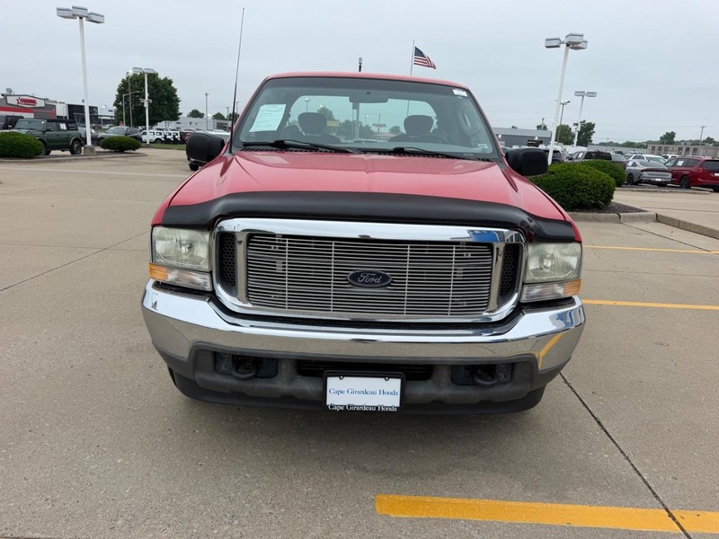 Ford Super Duty F-250 Vehicle Full-screen Gallery Image 07