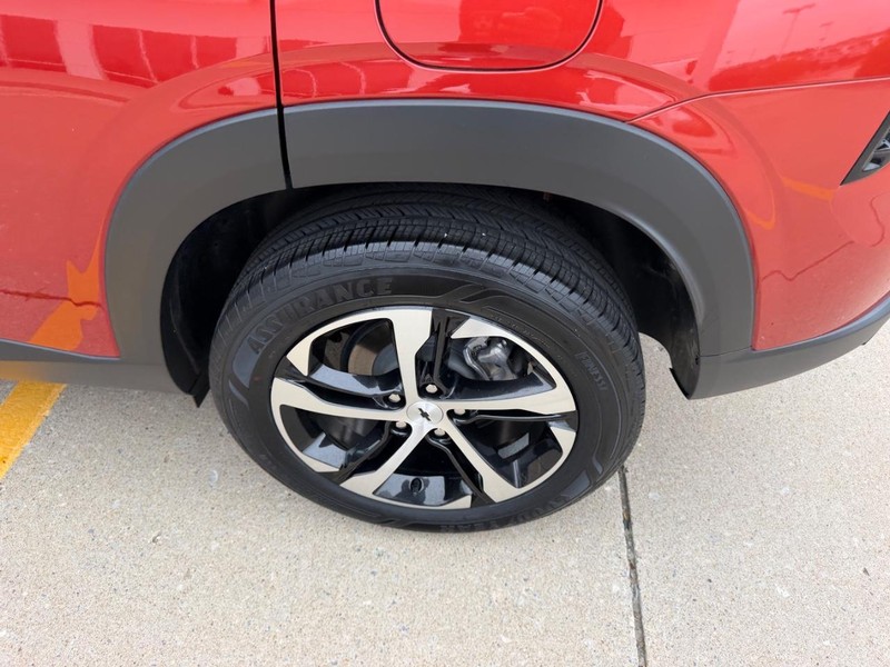Chevrolet Trax Vehicle Full-screen Gallery Image 05